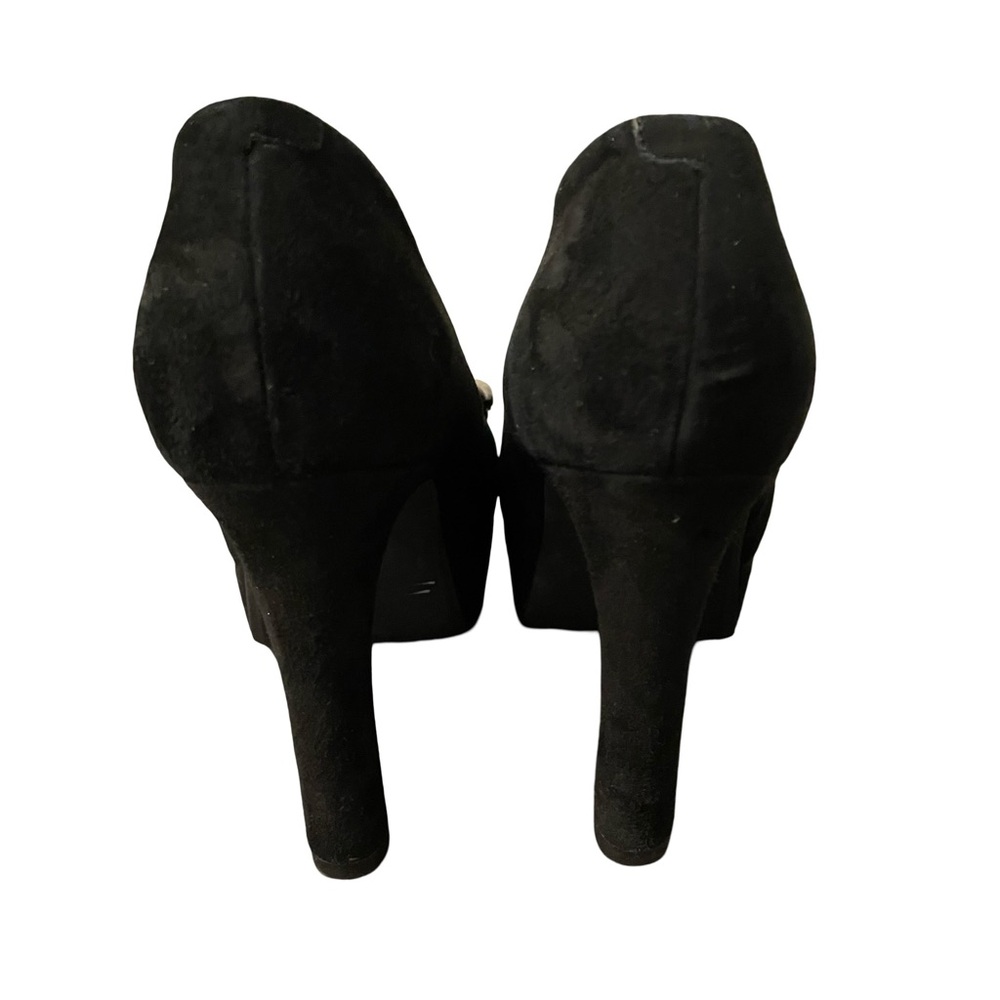 Candie's Black Heels with Gray Floral Accent Size 7 - Picture 6 of 9